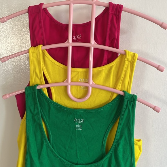 3 Tanks - Picture 2 of 4